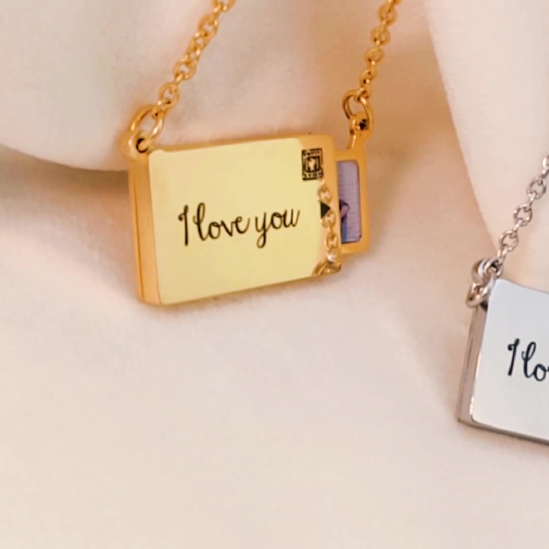 Pull-Up Envelope Photo Pendant Necklace Personalized Gift-N041