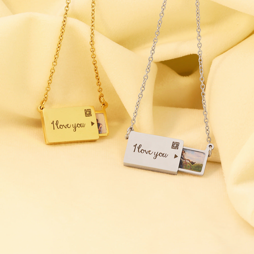 Pull-Up Envelope Photo Pendant Necklace Personalized Gift-N041