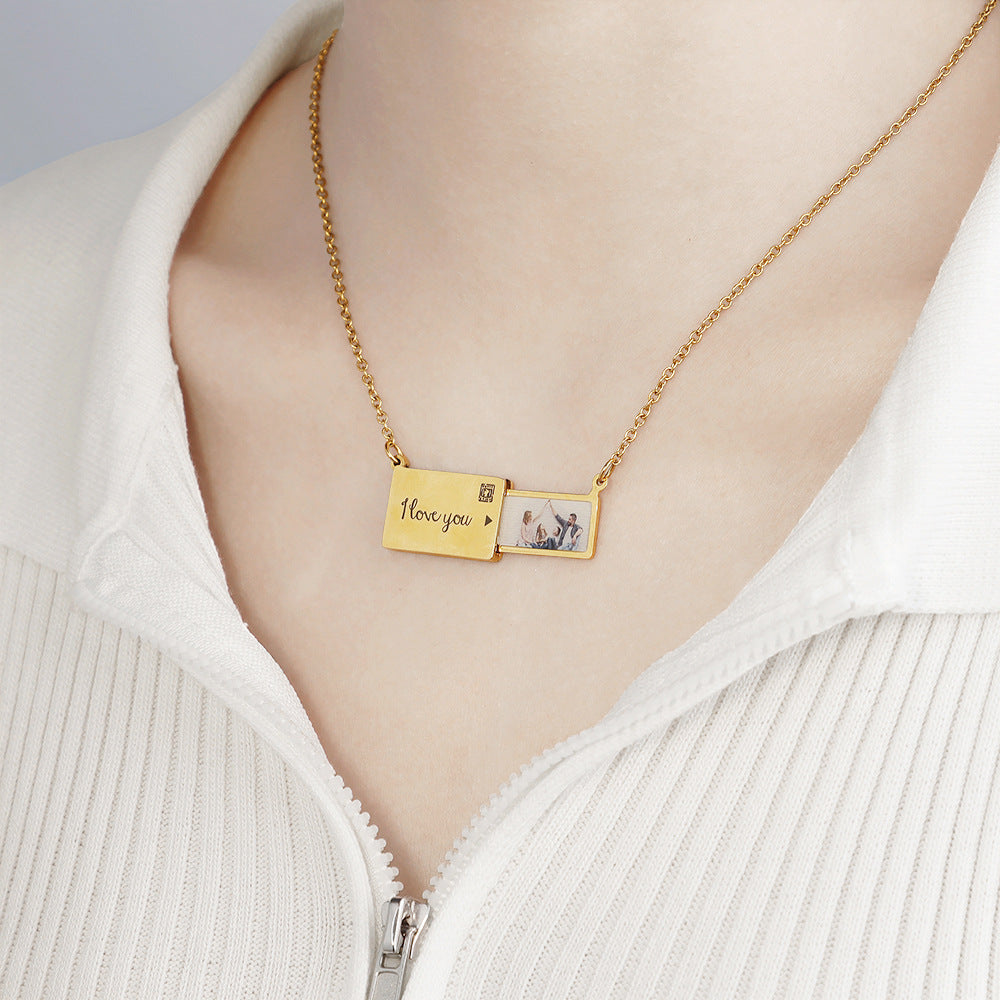 Pull-Up Envelope Photo Pendant Necklace Personalized Gift-N041