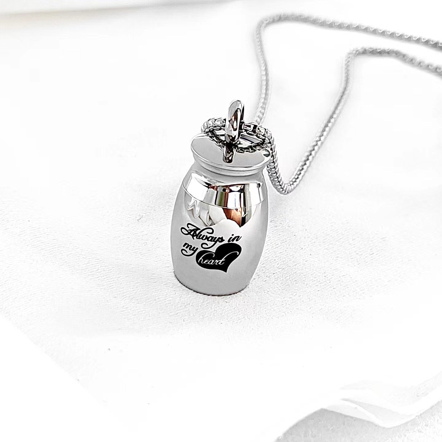 Cremation Urn Necklace Pot Pendant Always in My Heart for Ashes-A015